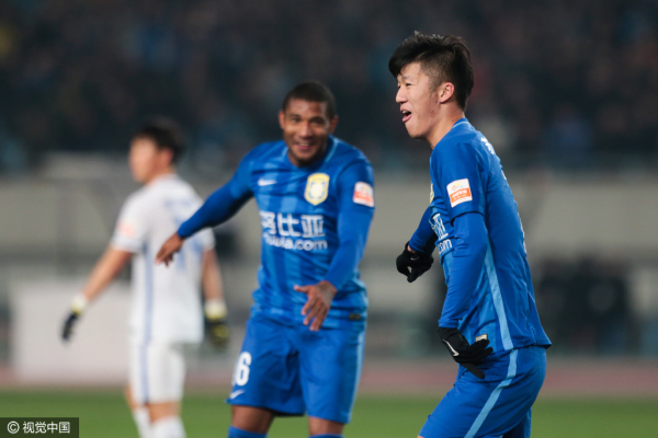 张晓彬亚冠进球看台视角,张晓彬中超