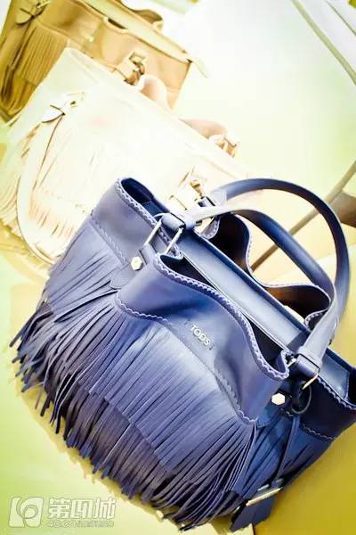 有折扣丨没买新包新鞋新衣服的，都奔这儿去了！