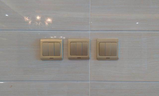 装修好了如何再补一个双控开关,装修好了才发现开关没给装双控