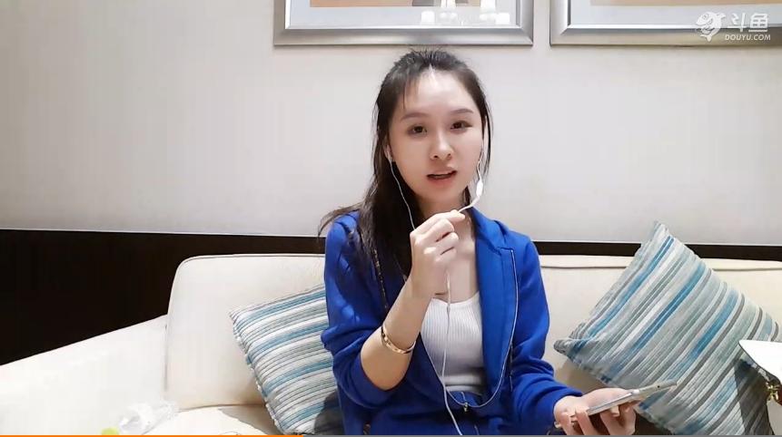 斗鱼阿冷素颜直播事件,斗鱼主播阿冷我在景德镇等你