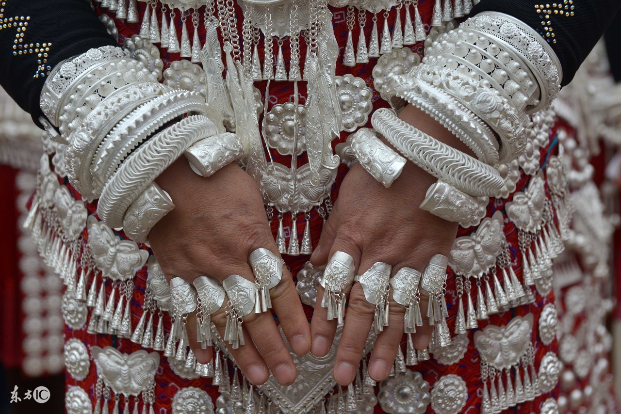 银饰变黑是因为身体出问题了,银饰变黑是因为身体不好吗