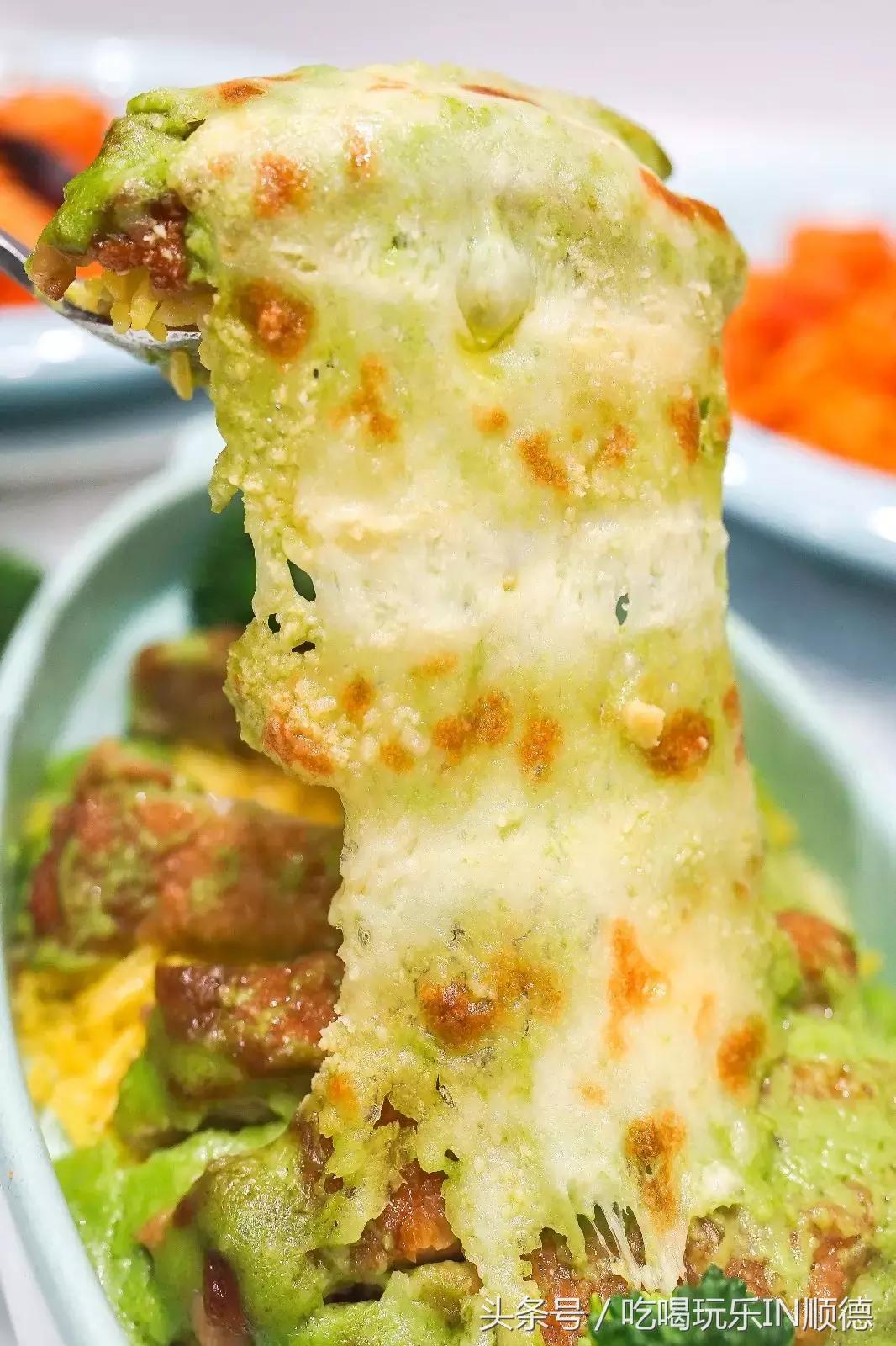 连送3日奶茶！吃饭要先买船票？这家港味餐厅竟然承包了整个码头