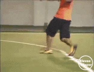 五人足球花式过人集锦,足球野球场实用的过人技巧