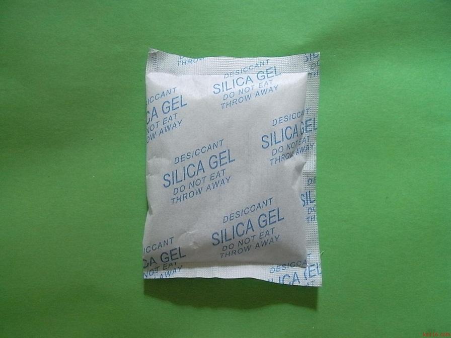 小孩鞋子尿味怎么去除,宝宝尿在鞋上尿味怎么去除