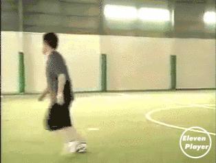 五人足球过人实用技巧,球场实用过人技巧