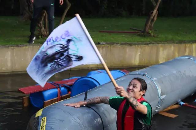 海外拉练日记(二):自制皮划艇大赛high翻全队附海量图集