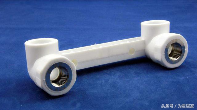 装花洒预埋的内丝弯头4分还是6分,花洒内丝弯头15.5公分能不能安装