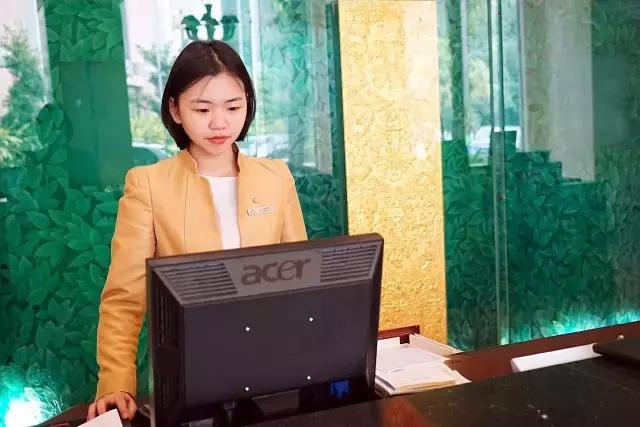 东莞唐拉雅秀酒店早茶,东莞唐拉雅秀酒店前台