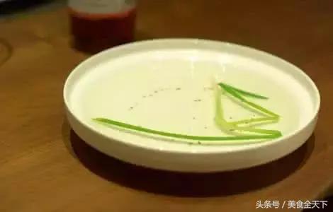 当这些优雅的菜名被端上桌的时候，有没有想打人的冲动？不许笑！