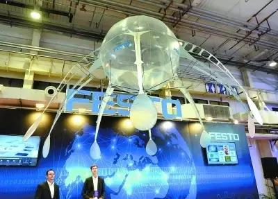 会钓鱼的机器人,能钓鱼的机器人