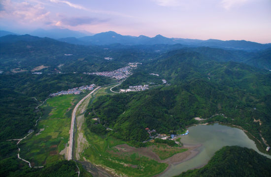 共同守护食品安全,共同保卫舌尖上的安全