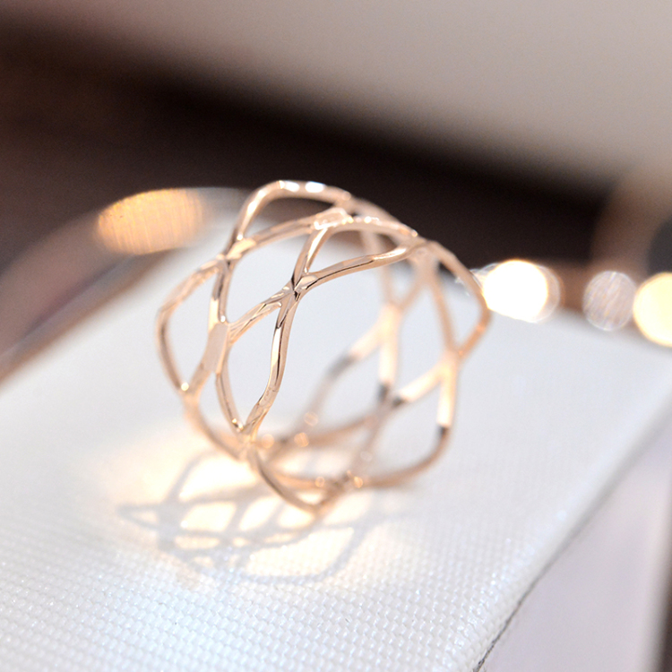 如果七夕既没有礼物也没红包,七夕节给最爱的人送一枚戒指