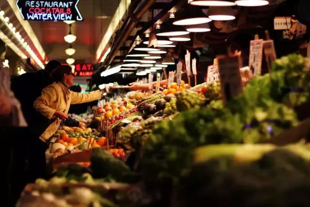 观光客必游!西雅图派克市场美食全攻略