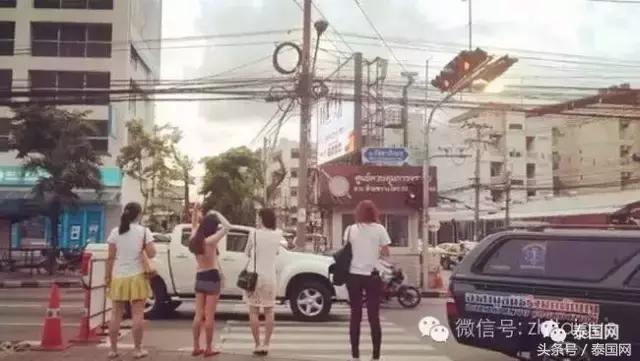 曼谷辉煌代购街在哪,曼谷辉煌代购街中餐烤鱼