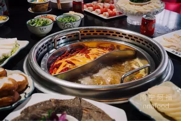 最近超火的网红火锅,明星吃过的重庆火锅