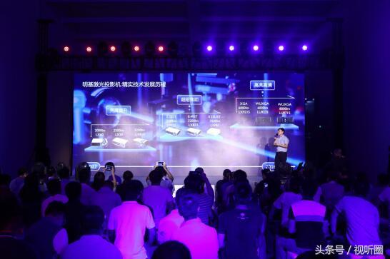 激光4k光学变焦投影仪,明基激光投影仪4k哪款好