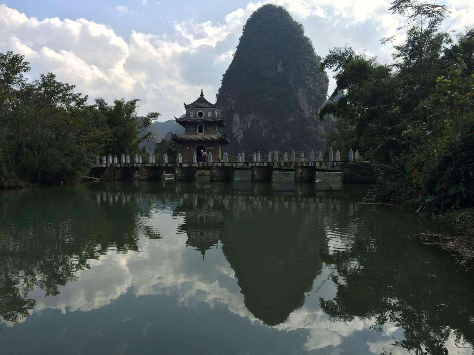 少数民族常住人口最多的城市,少数民族人口比例最高的城市