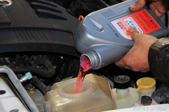 冷却液不足是添加还是全部更换,防冻液冷却液多久更换一次