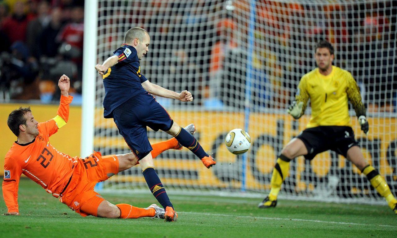 格策113分钟绝杀断送梅西冠军梦想,罗本格策