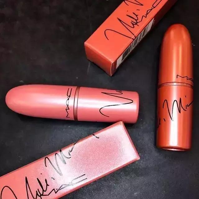 tomford鏂板搧鍙戝竷,tomford鏂板搧棰勫憡