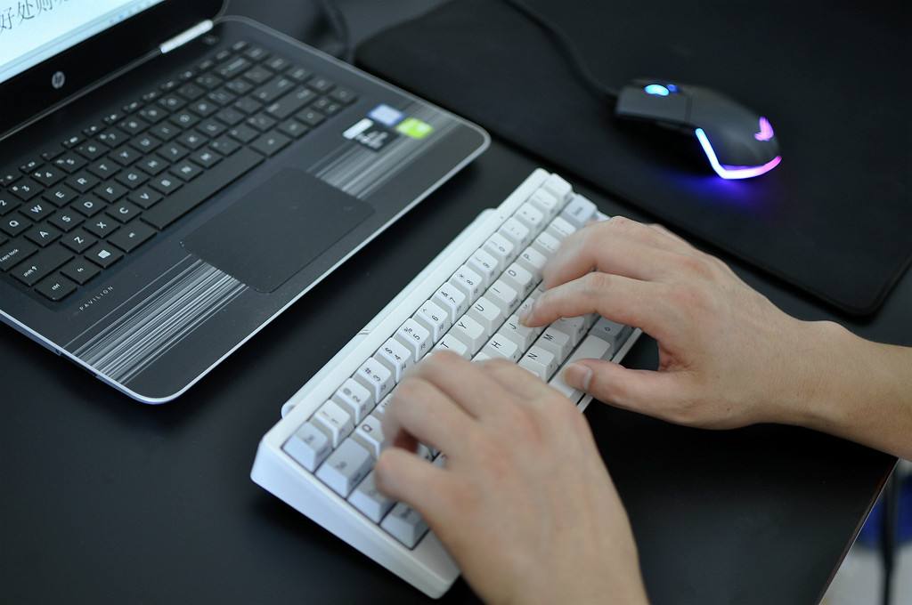 hhkb双模键盘续航,hhkb适合什么键盘