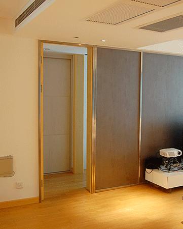 电视墙做隐形门有必要吗,电视墙隐形门怎么做好看又省钱