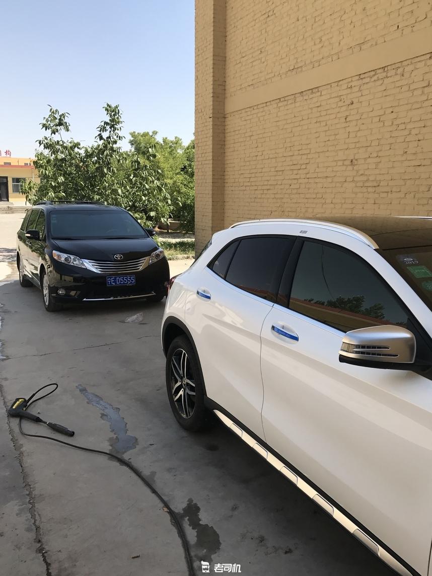 15年陆巡5.7v8,老款陆巡与新款陆巡对比