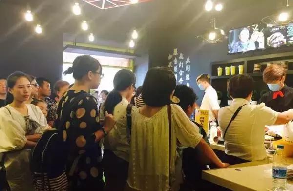 互联网界的煎饼小王子——*疆新**“煎饼先生”董事长崔冬冬