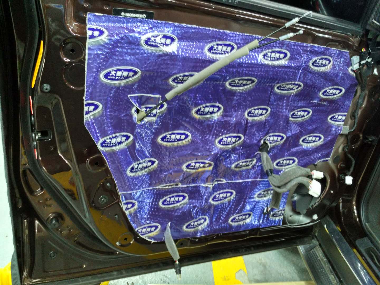 09雷诺科雷傲音响使用方法,雷诺科雷傲音响改装多少钱