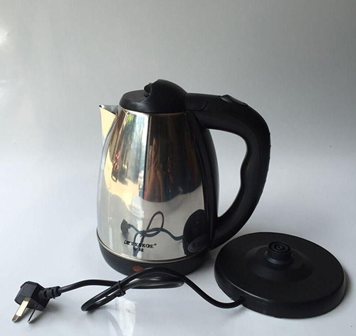 电热水壶坏了可装冷水吗,电热水壶坏了直接丢掉好吗