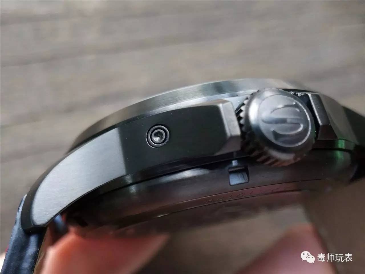 海鸥长津湖手表限量款,海鸥建国大业手表