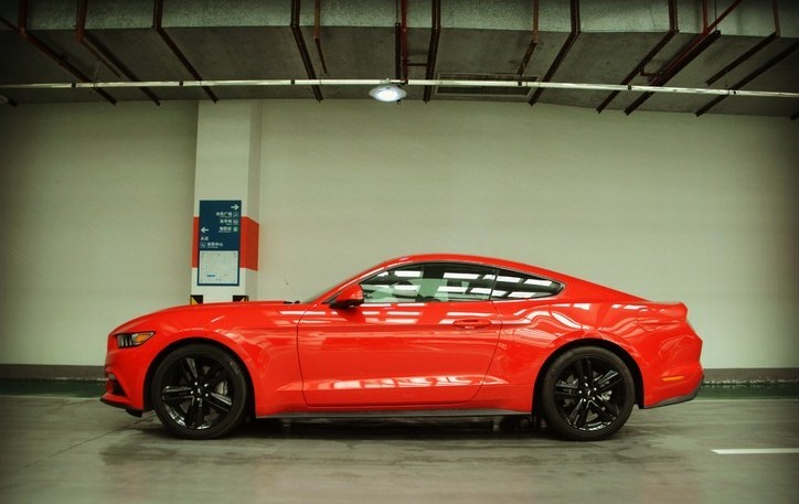 福特野马2.3t2024款开起来舒服吗,dreamcar的车多少钱g63