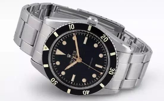 宝珀五十噚5200极光绿和绿水鬼,水鬼和五十噚哪个夜光效果好