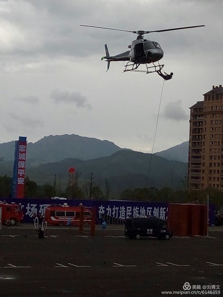 2019瓮安反恐演练,黔东南特警反恐演练视频