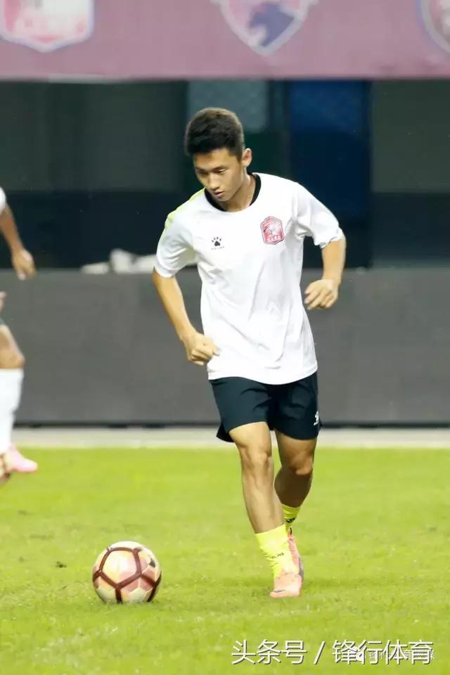 古特比视频集锦,古特比带领全队