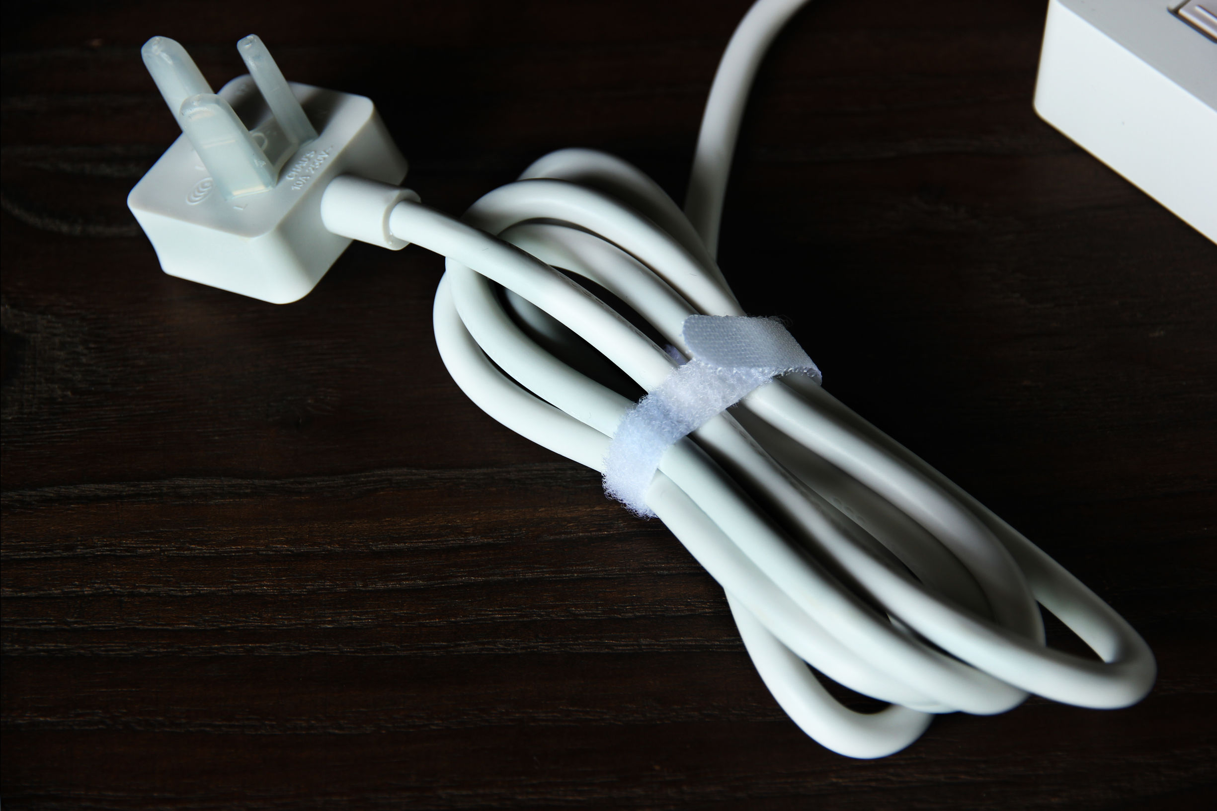 orico接线板拆解,orico智能插线板