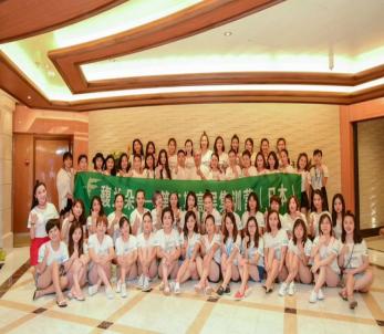 木子润——丑小鸭逆袭白天鹅