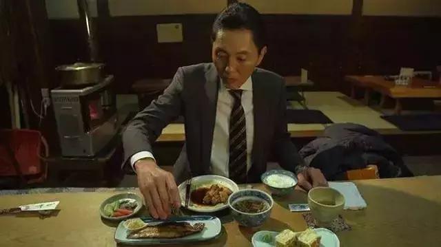 餐饮业赚钱八大绝招,餐饮吸金方法视频教程下载