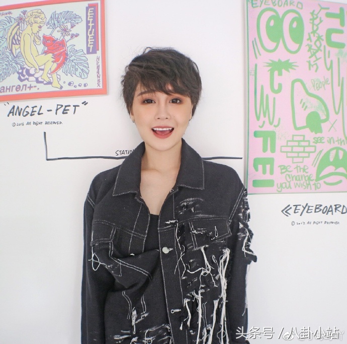 宋小宝带赵本山女儿出席活动,赵本山的女儿赵一涵和宋小宝