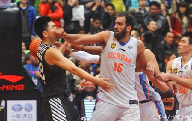 中国篮球斗殴和世界斗殴事件,篮球史上最严重的群殴事件