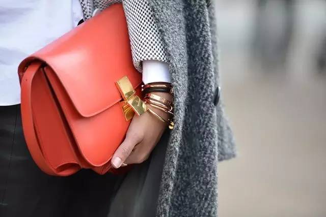 为什么人人都爱保时捷品牌,celinebox为什么是经典