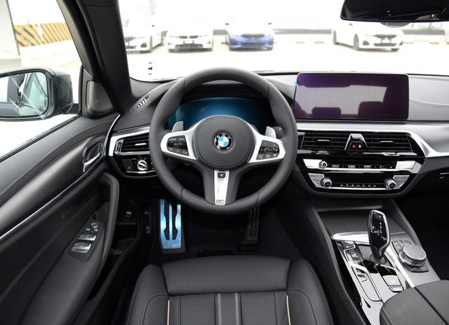 宝马5系进口发动机问题,宝马5系进口操控怎么样