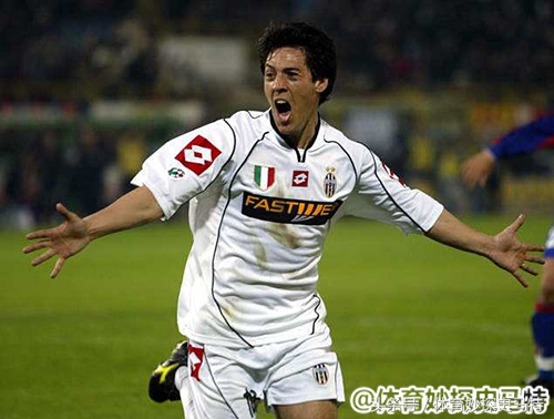 卡莫拉内西和特雷泽盖,卡莫拉内西和博格巴