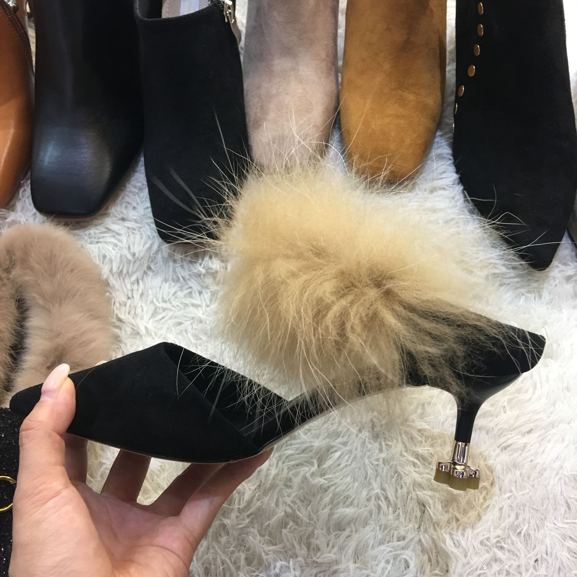 广州汇美十三行批发市场流行趋势,你hold住吗?