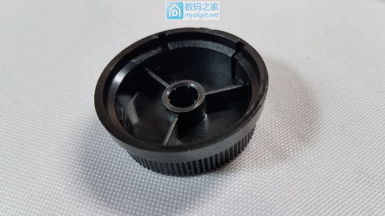 皮革+木质=好音质？简评朗技iBOXH90创意无线蓝牙音箱性价比