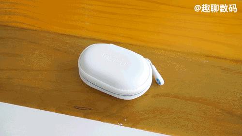 百元qcy运动蓝牙耳机,魅族ep51和ep52有什么区别