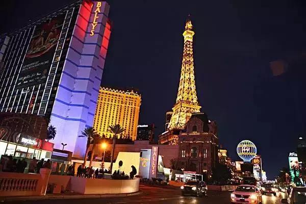 拉斯维加斯！永远无法“说不”的美国不夜城！