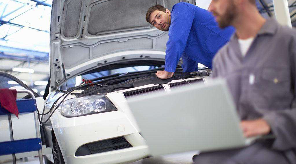 开汽车修理厂,现在开修车店还赚钱吗