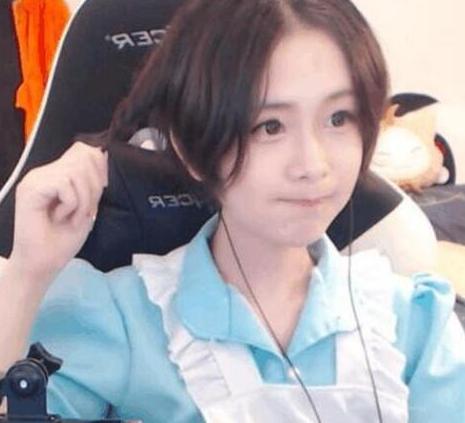 虎牙直播女装大佬轩墨宝宝,虎牙主播谈轩墨宝宝