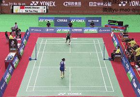 被推过顶球瞬间愁白头，两个小技巧帮你摆脱困境